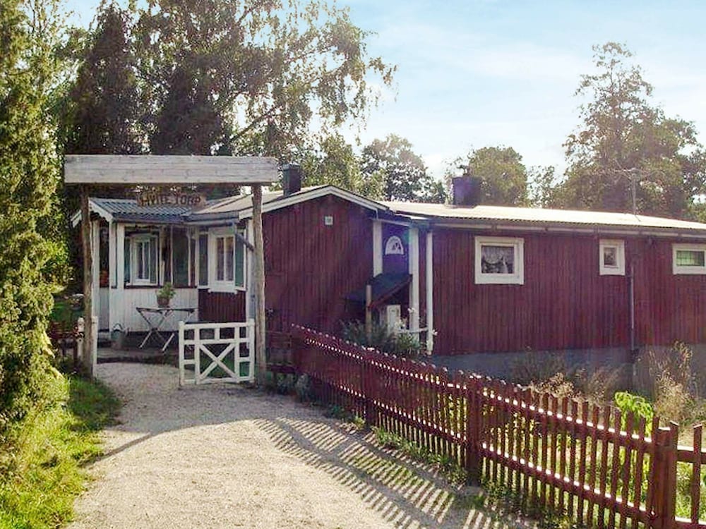 Holiday Home in Kyrkhult — 4-Star Luxury Hotel in Olofstroem, Sweden