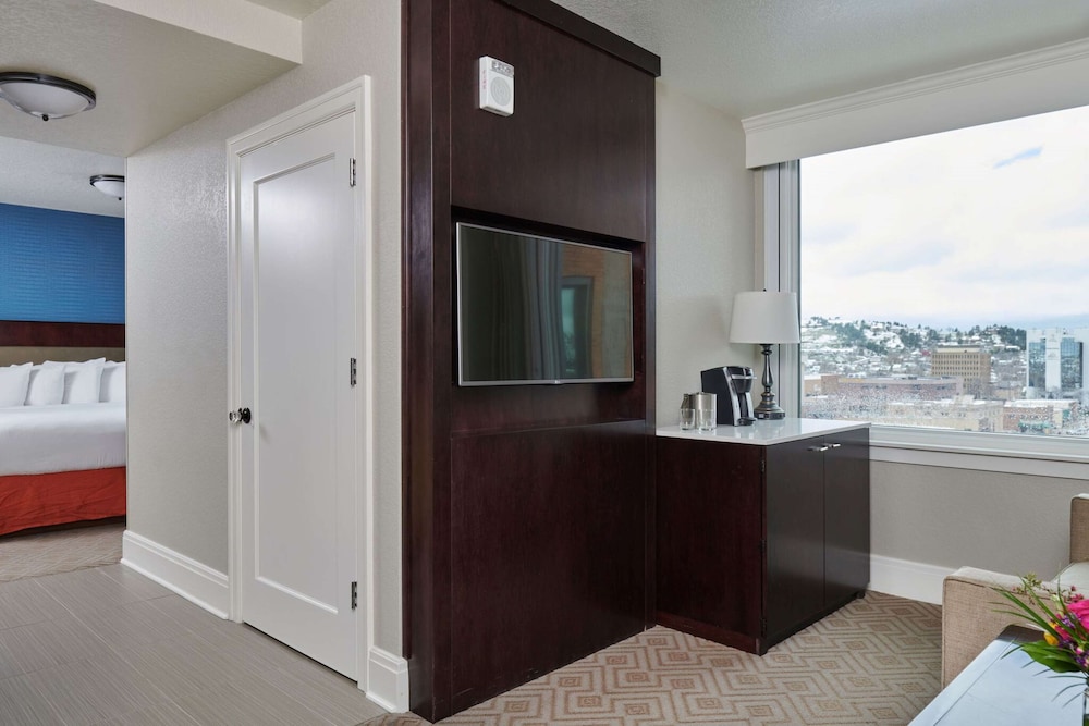 Hotel Alex Johnson Rapid City Curio Collection by Hilton - photo 15