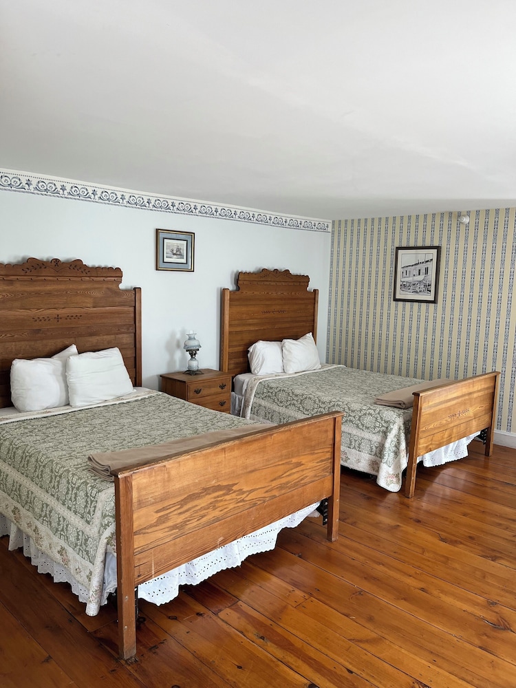 Old Orchard Beach Inn - photo 93