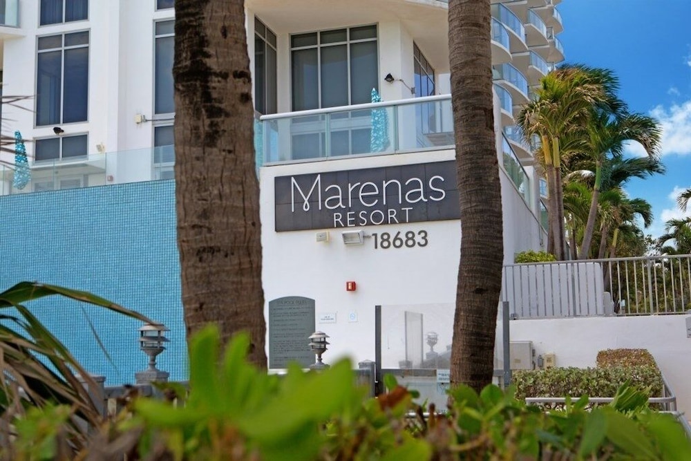 2 Br Luxury Suite In Marenas Beach Resort 2 Bedroom Condo by RedAwning - photo 31