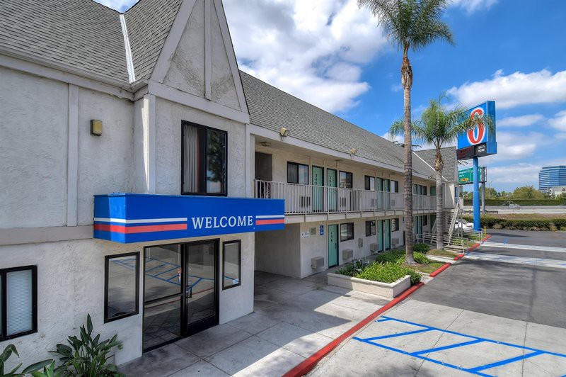 Motel 6 Anaheim Stadium Orange - featured photo