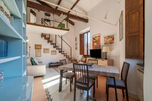 Manara 29 FromHometoRome — 4-Star Luxury Hotel in Rome, Italy