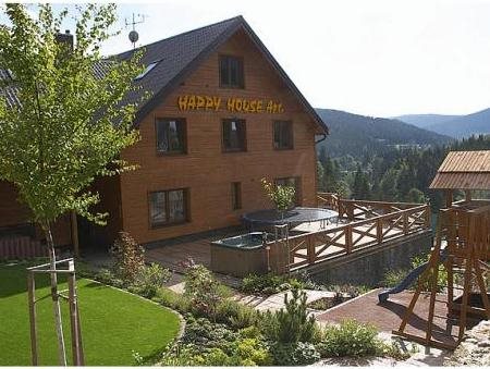 Happy House Apartments — 4-Star Luxury Hotel in Spindleruv Mlyn, Czech Republic