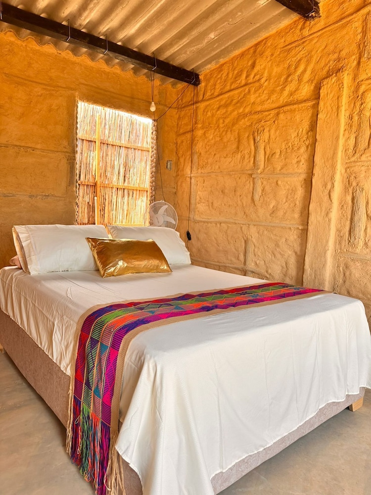Dune Ecolux - carbon neutral hotel in Uribia