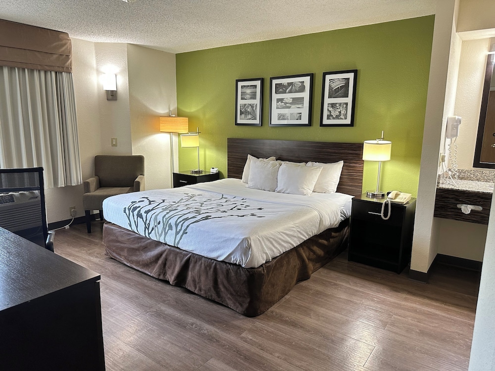 Sleep Inn & Suites Columbus State University Area - photo 6