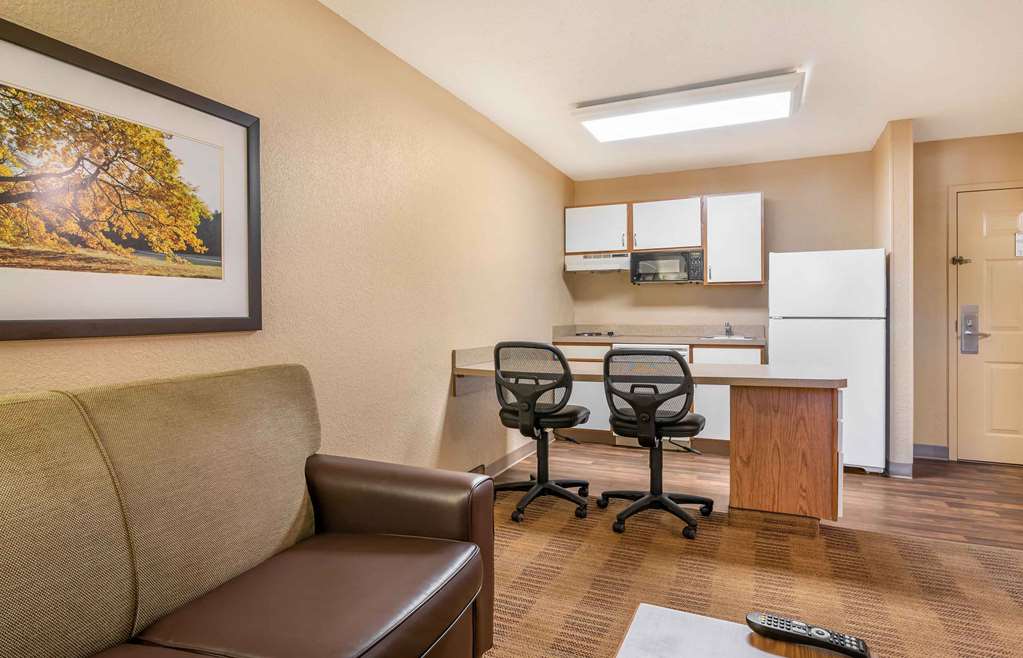 Extended Stay America Suites Louisville Alliant Avenue - photo 40