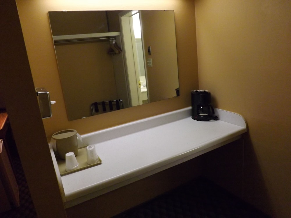 Tristar Inn Xpress - photo 7