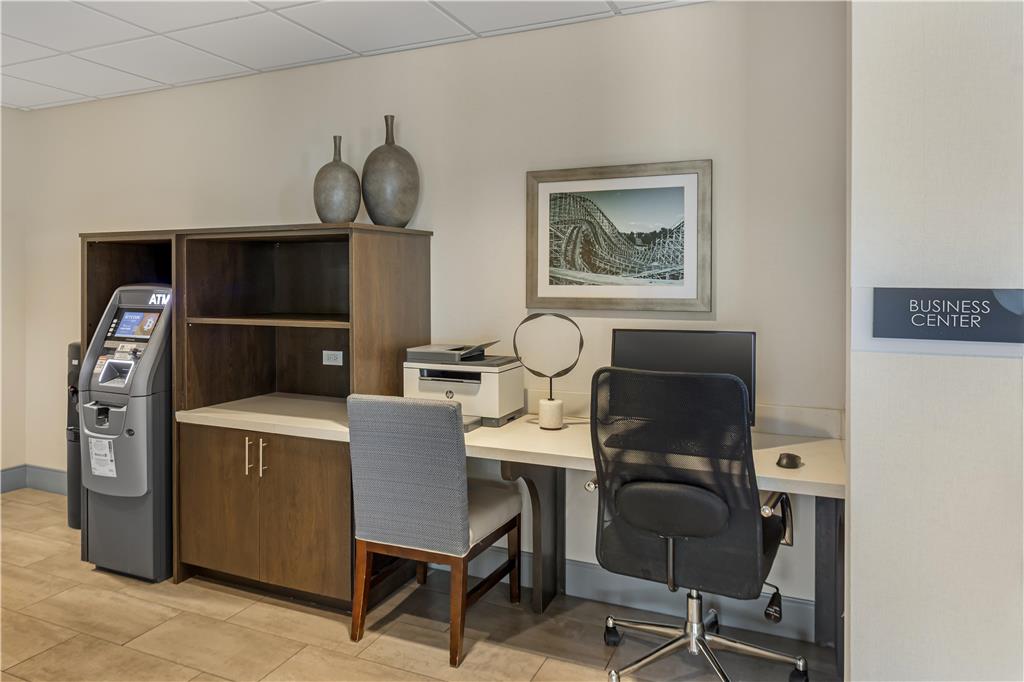 Best Western Plus Hershey - photo 44