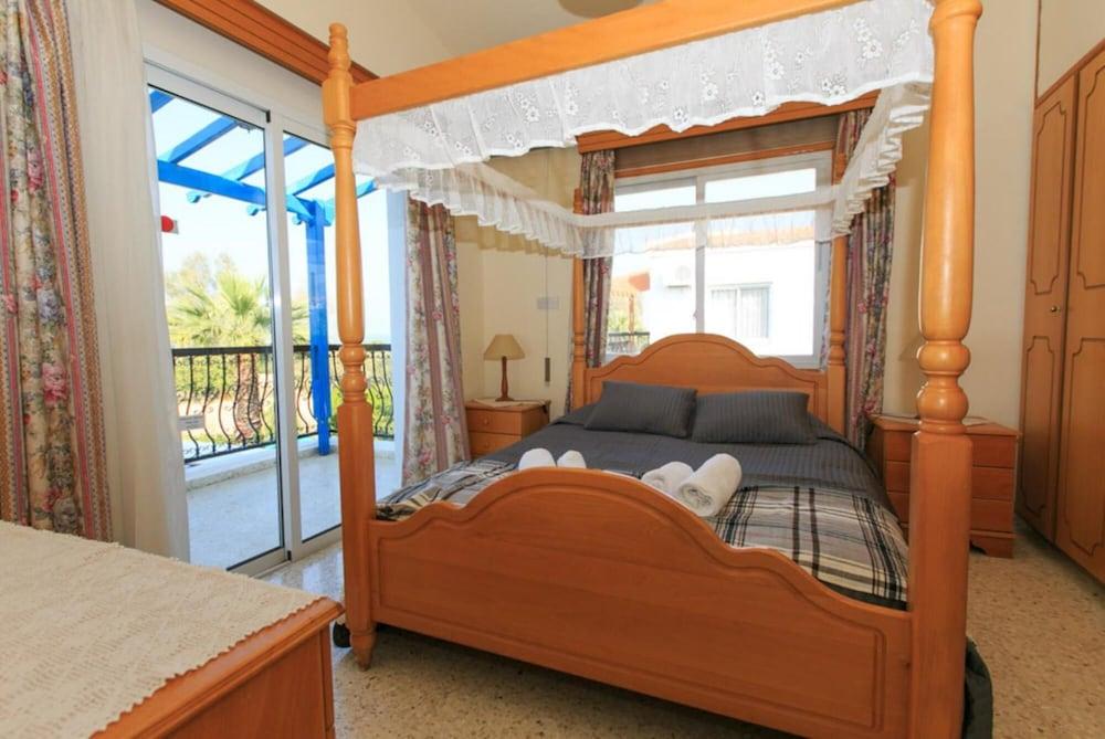 Argaka Sun Villa Thio