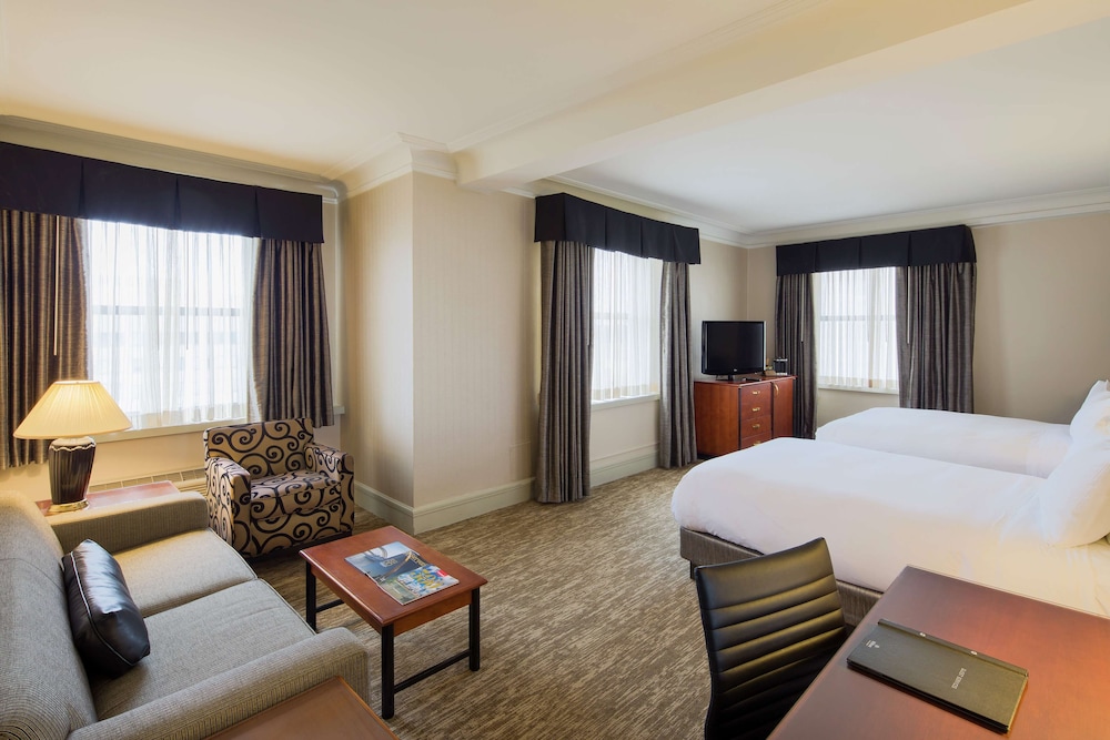Hilton Cincinnati Netherland Plaza - photo 35