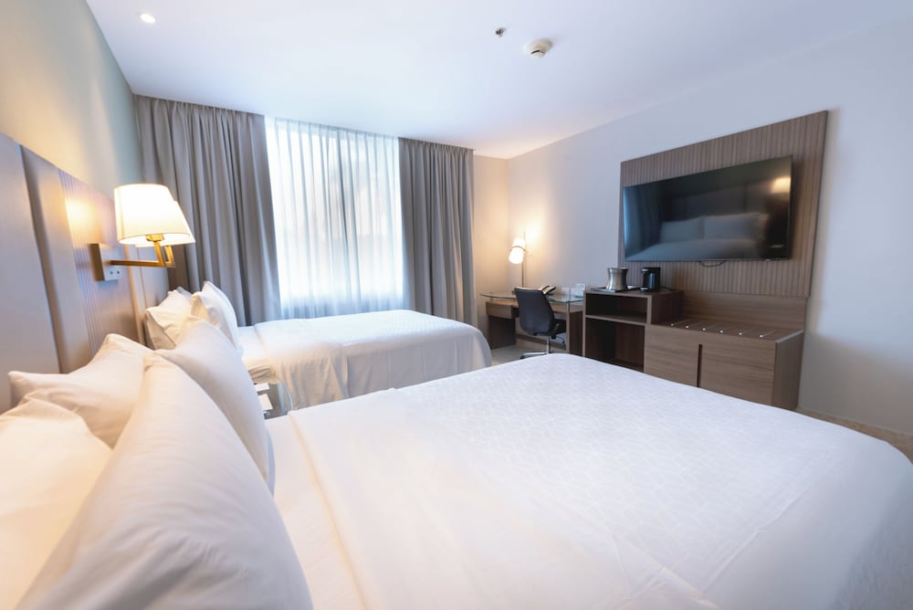 Holiday Inn Villahermosa Aeropuerto by IHG