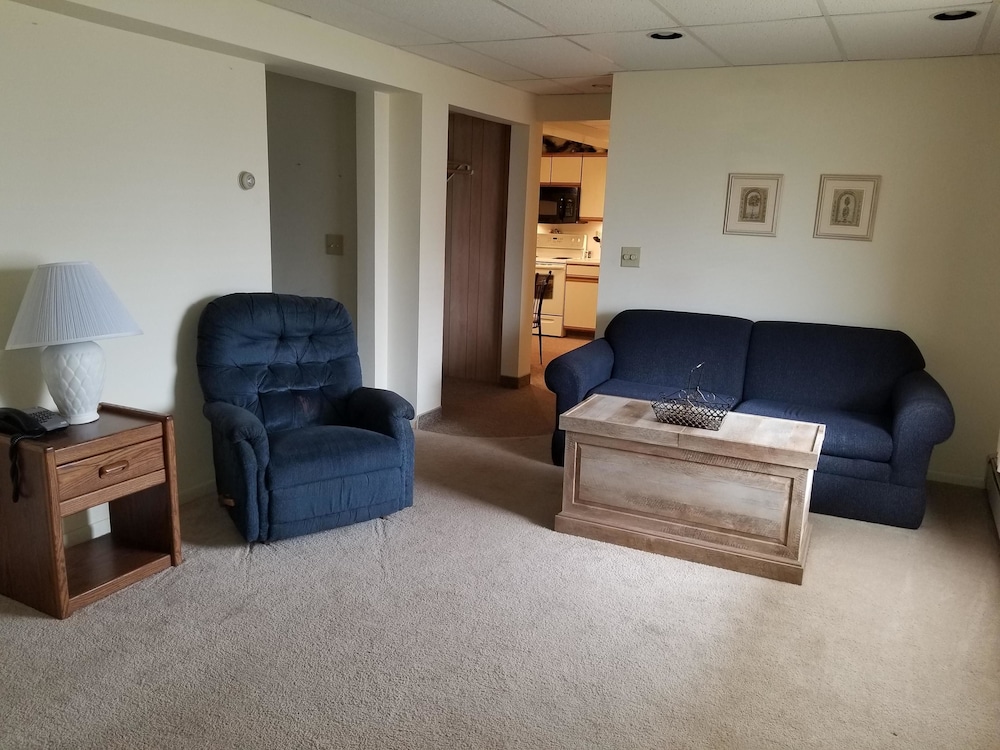 Lakeshor Motor Inn - photo 22