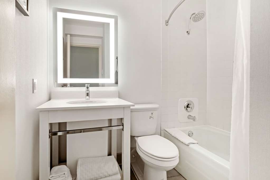 Best Western Plus Kansas City Sports Complex Hotel - photo 35