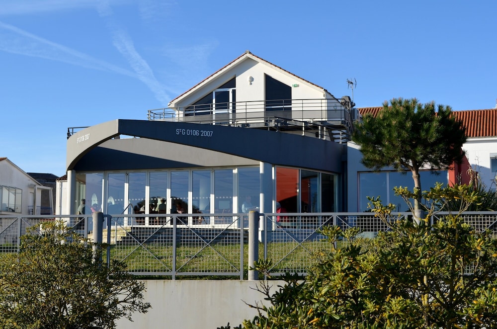Le Vent du Large — hotel in Saint-Gilles