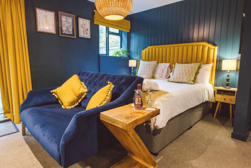Bel & The Dragon Churt — 4-Star Luxury Hotel in Farnham, United Kingdom