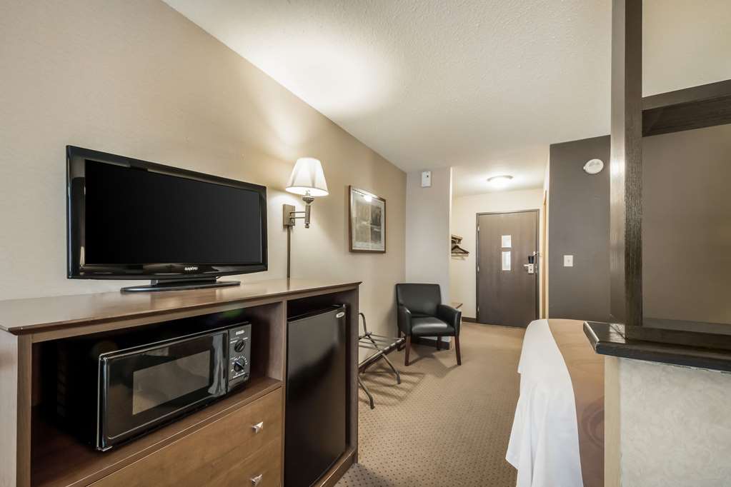 Quality Inn & Suites Newberry - photo 32