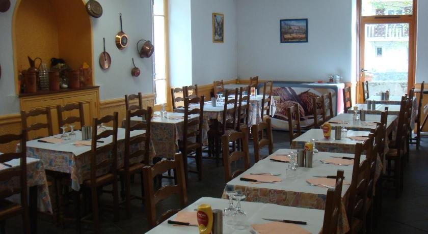 Au Relais dAuron - last minute hotel in Cannes