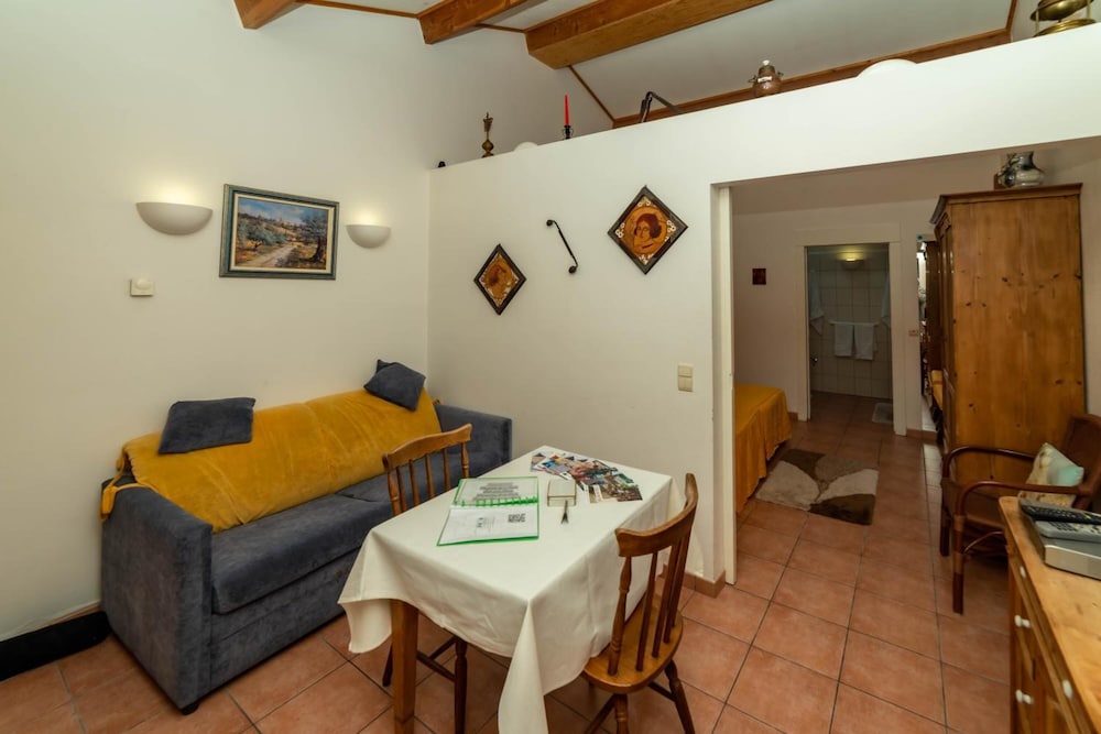 Elckerlyck Inn Hotel in Kortrijk, Belgium