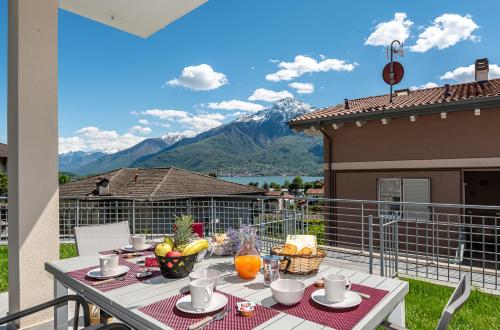 Laura's Little Diamond Apartment Residence Bel Post — 4-Star Luxury Hotel in Domaso, Italy