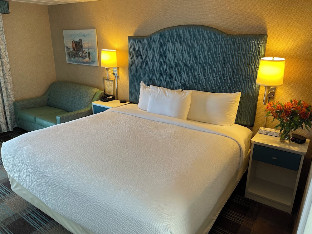 Kings Port Inn - photo 9
