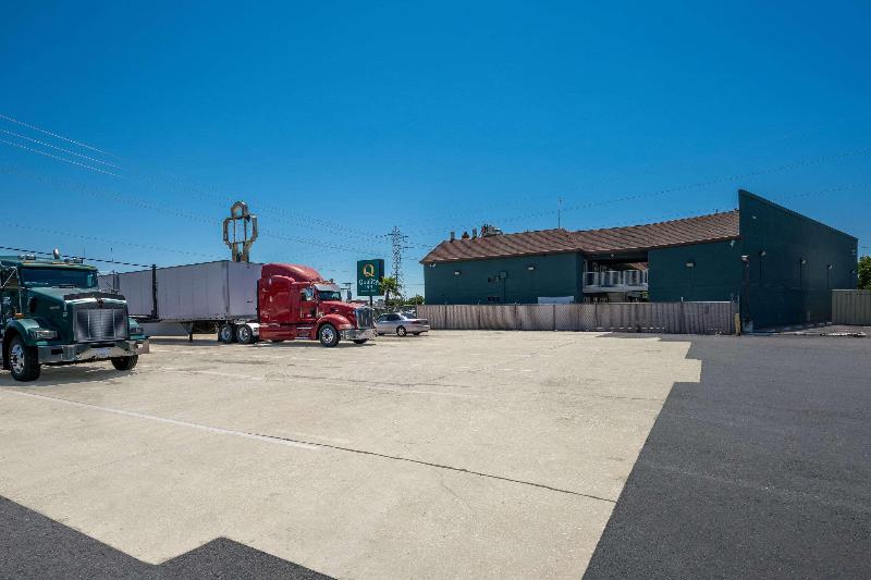 Quality Inn Elk Grove Sacramento - photo 4