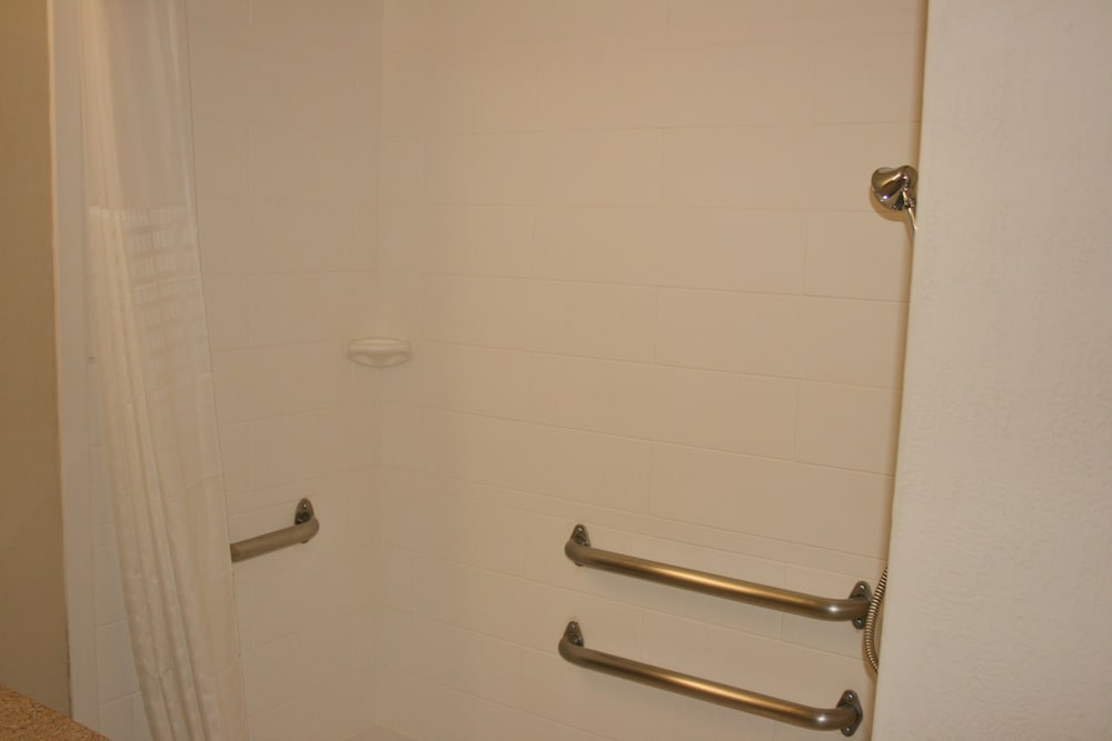 Bristol Arcadia Inn - photo 20