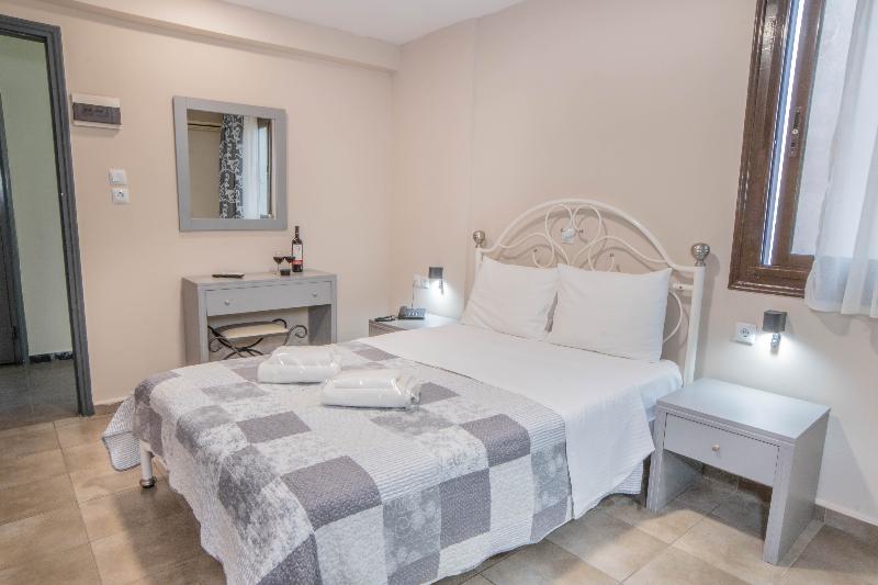 Anita Hotel in Piraeus, Greece