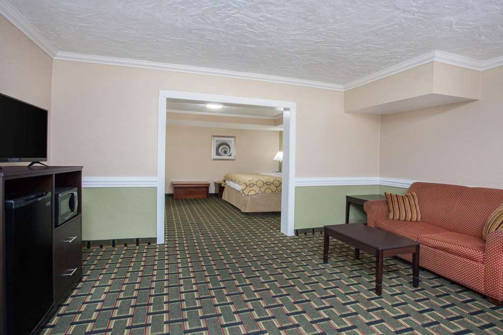 Baymont by Wyndham Lake City I 75 - photo 14