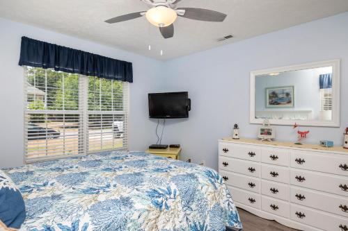 A Lucky Break by Oak Island Accommodations - photo 30