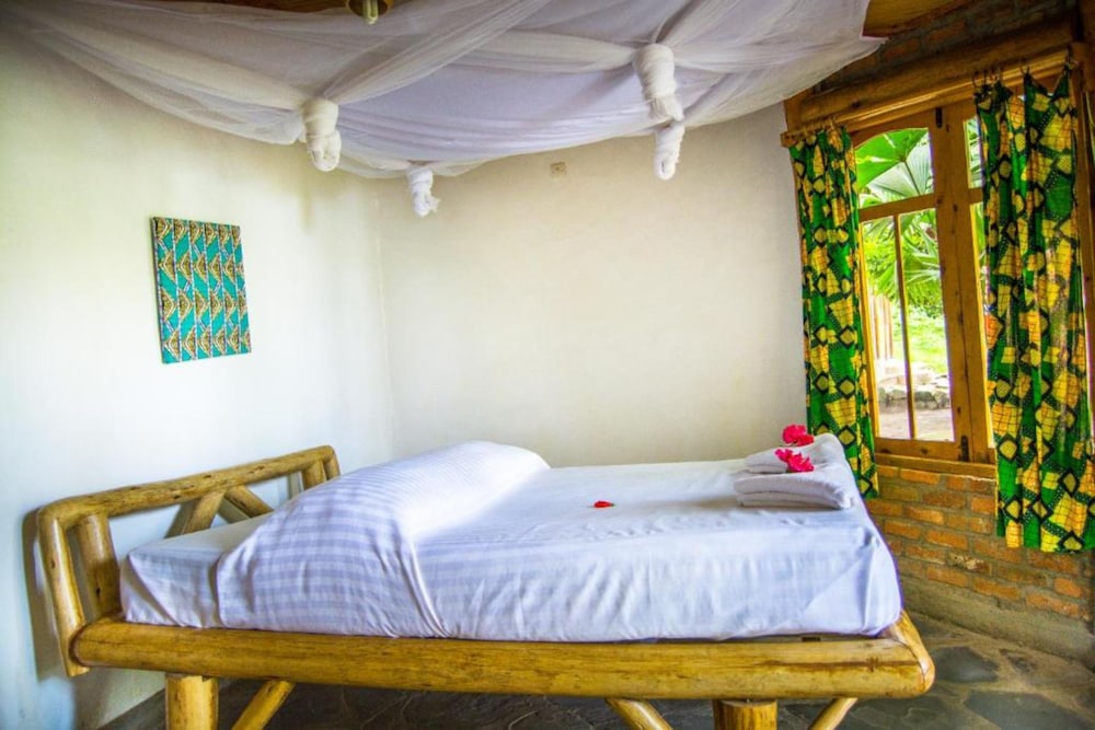 Paradise Malahide — Gisenyi — photo 4