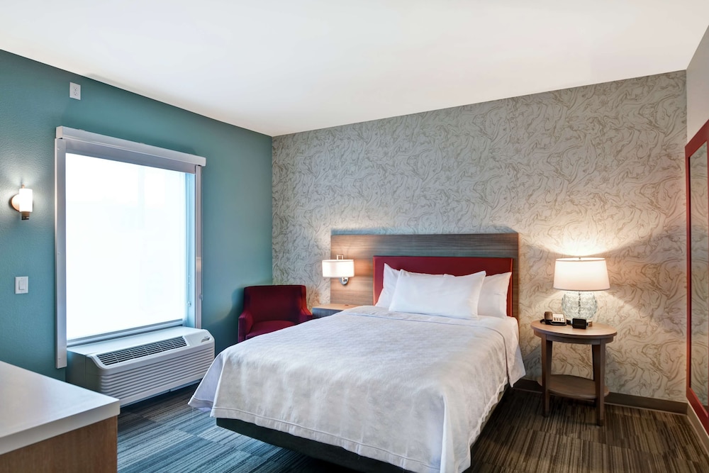 Home2 Suites by Hilton Daytona Beach Speedway - photo 9
