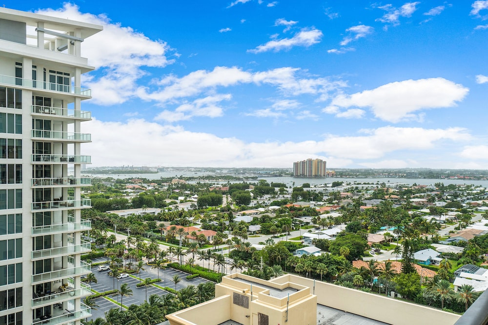 Palm Beach Singer Island Resort & Spa Luxury Suites - photo 405