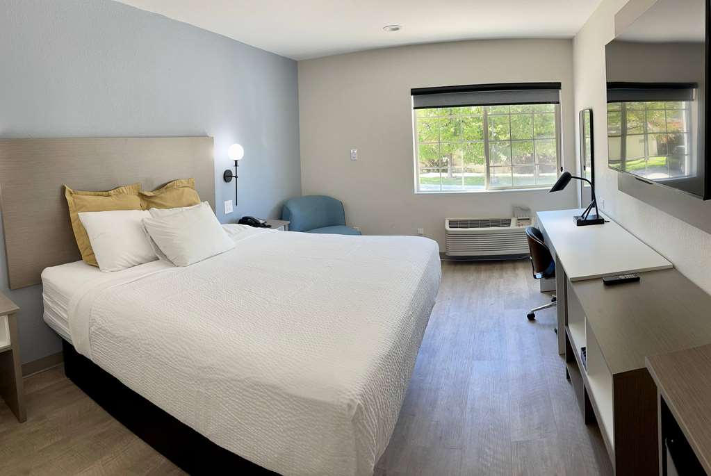 Days Inn by Wyndham Arlington - photo 8