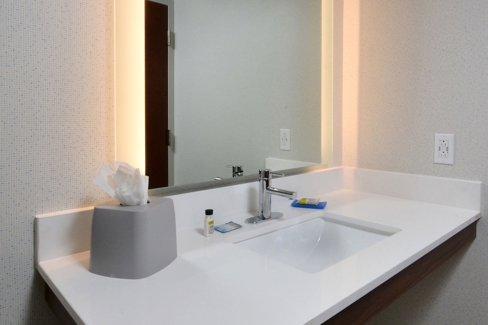 Holiday Inn Express Durham by IHG - photo 17