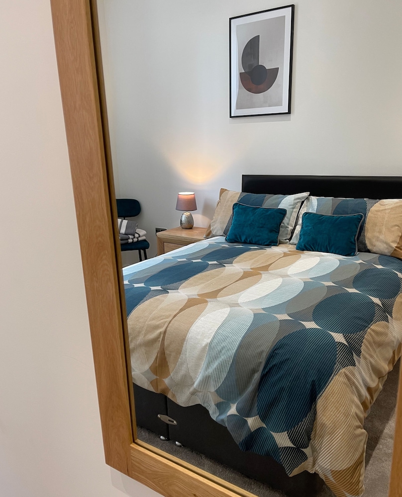 Urban Elegance 2 Bed Luxury City Retreat — 4-Star Luxury Hotel in Nottingham, United Kingdom