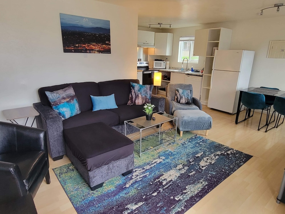 Hood River Suites Apartment Hotel - photo 41