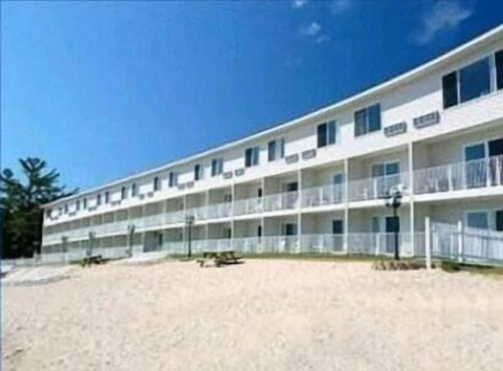 Bridge Vista Beach Hotel & Convention Center - photo 31