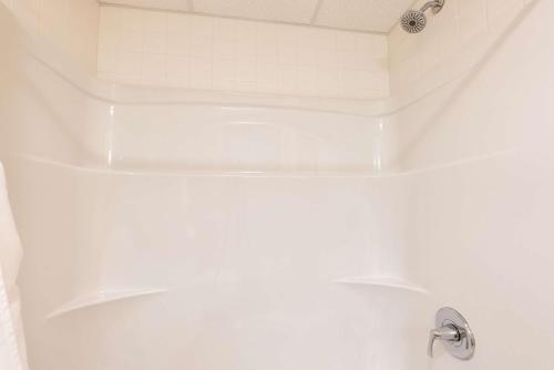 Kebek 3 Oceanside Motel - photo 11