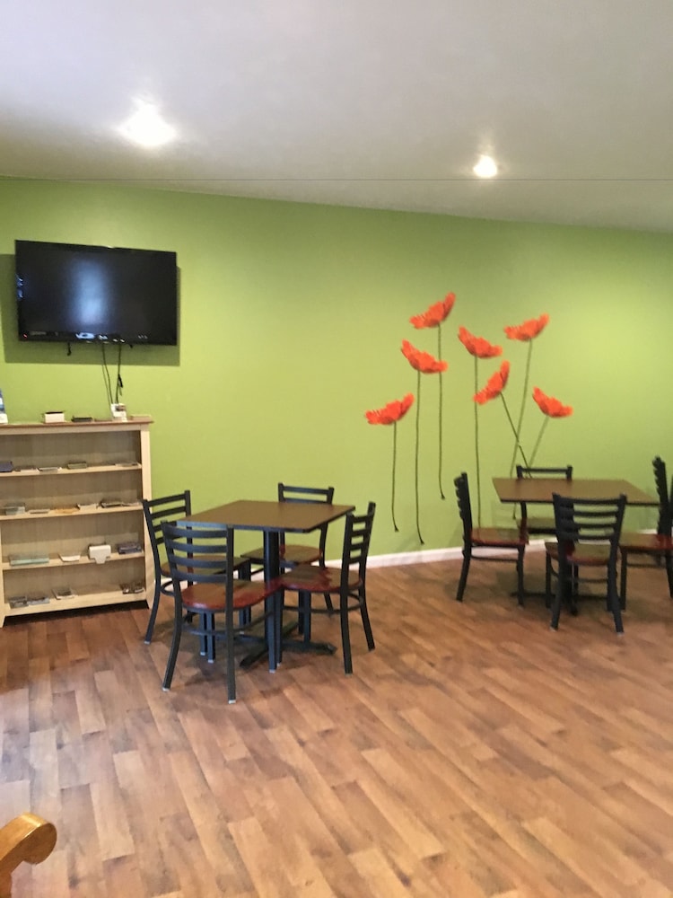 The Beach Inn Motel - photo 14