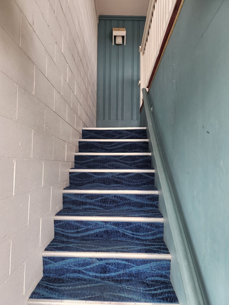 Janmere Motel - photo 98