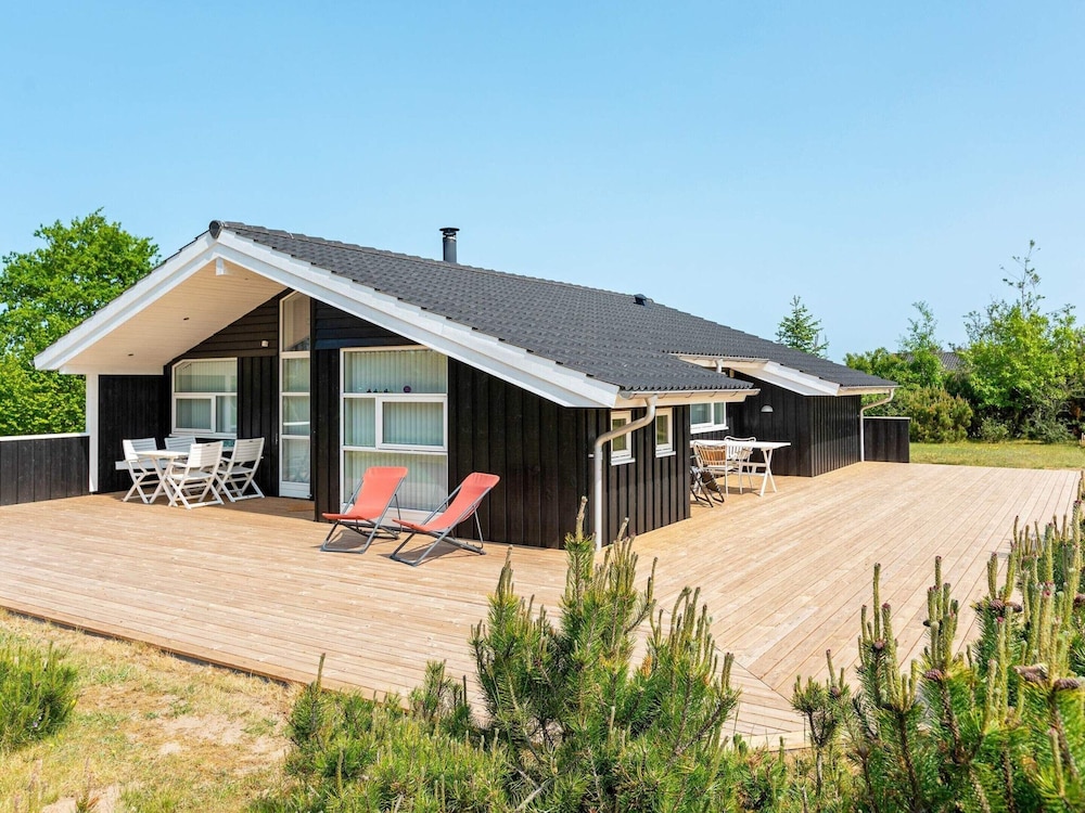 6 person holiday home in Løkken — 4-Star Luxury Hotel in Lokken, Denmark
