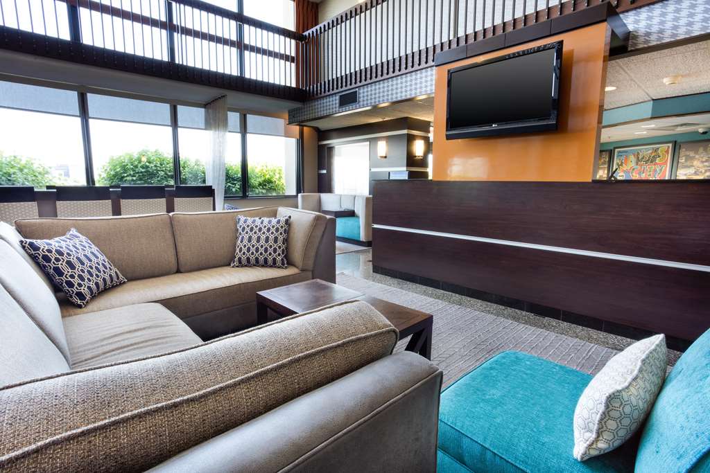 Drury Inn & Suites Kansas City Airport - photo 6