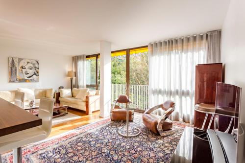 Calme Dans la Verdure Paris 16e - last minute hotel in Paris