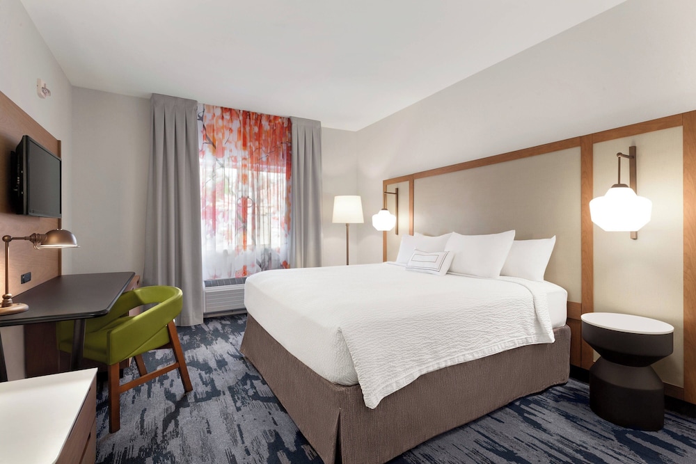 Fairfield Inn by Marriott Visalia Sequoia - photo 13