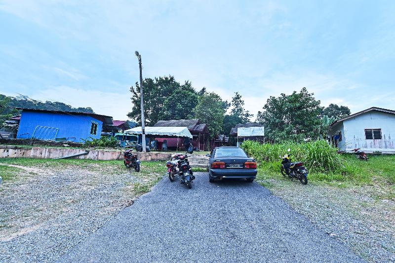 Guzu - carbon neutral hotel in Takashima