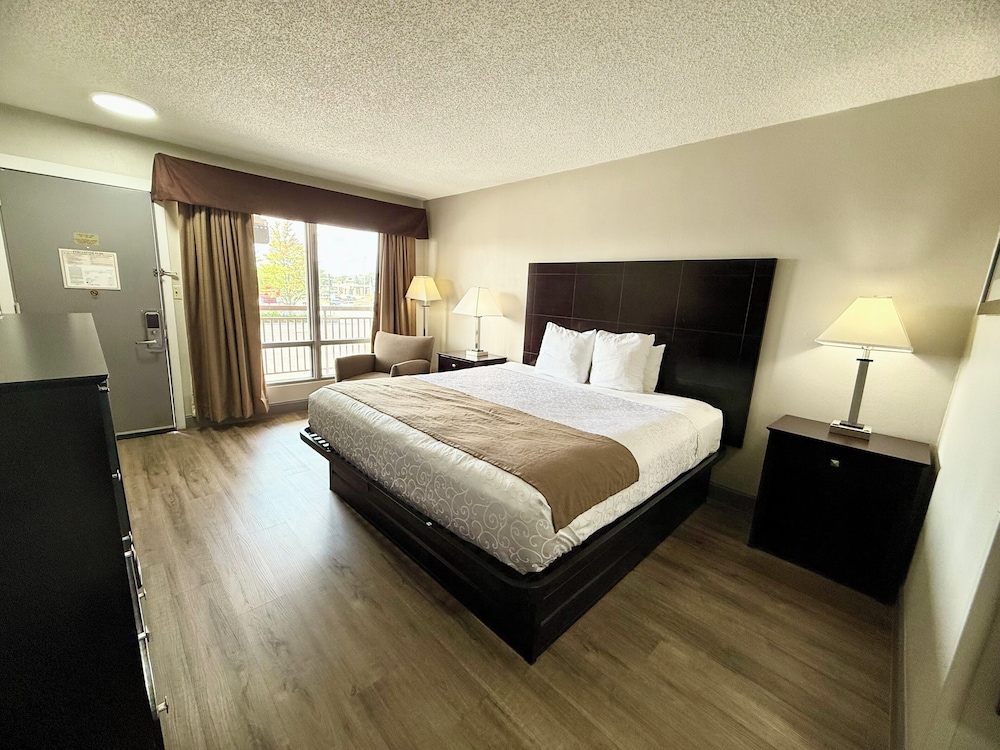 Days Inn by Wyndham St. Charles IL - photo 18