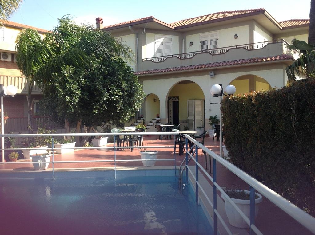 Hotel La Villa — hotel in Misterbianco