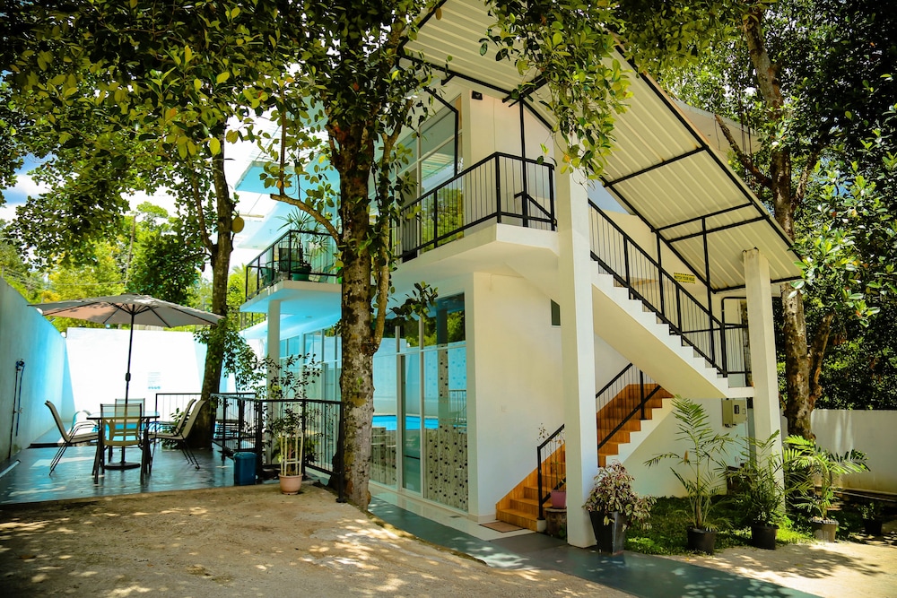 Nelinsa Kandy - carbon neutral hotel in Kandy