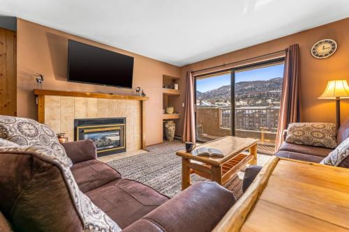 Ski in Ski Out at The Seasons at Avon in Avon, United States