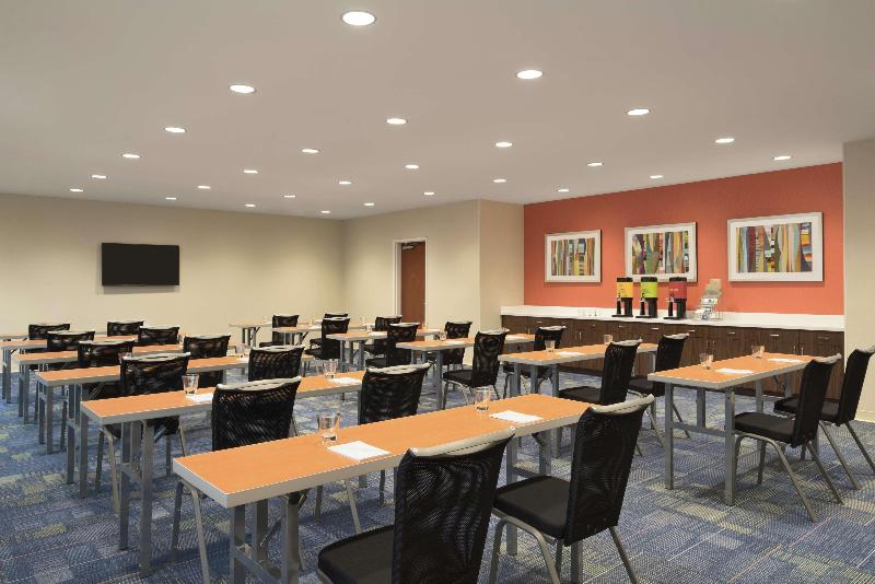 Home2 Suites by Hilton Leavenworth Downtown - photo 106